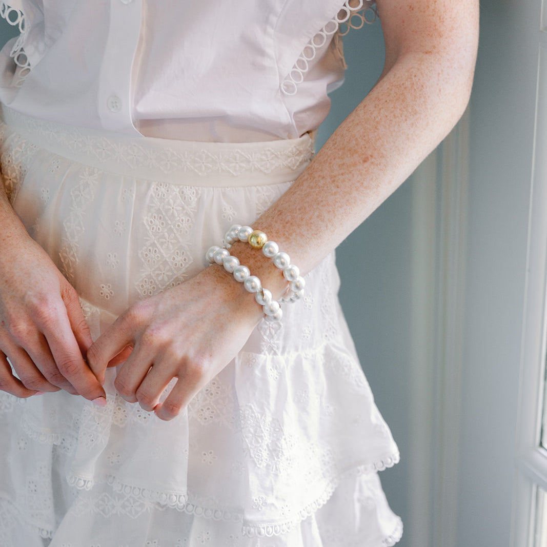 Model is wearing Olivia Cotton Pearl & Gold Bracelet_m donohue collection
