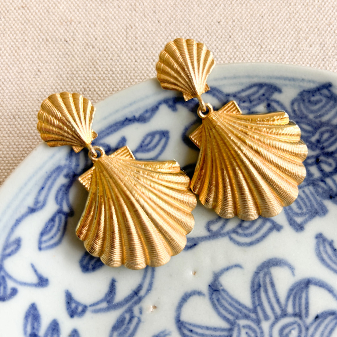 gold seashell earrings perfect for coastal look_m donohuecollection