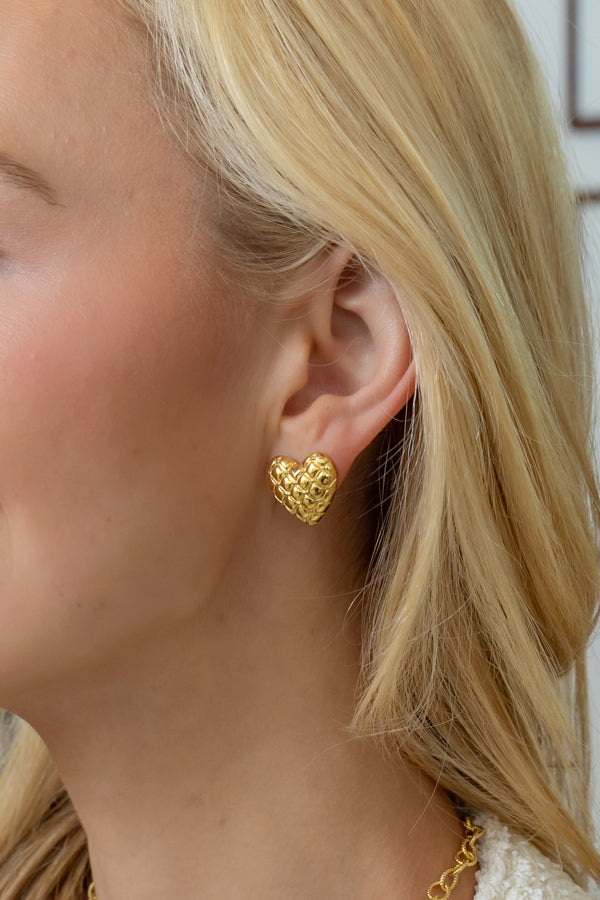 アクセサリー STUDIO SEVEN Caution Heart Earring Gold Heart Stud – Cynthia Jones Jewelry