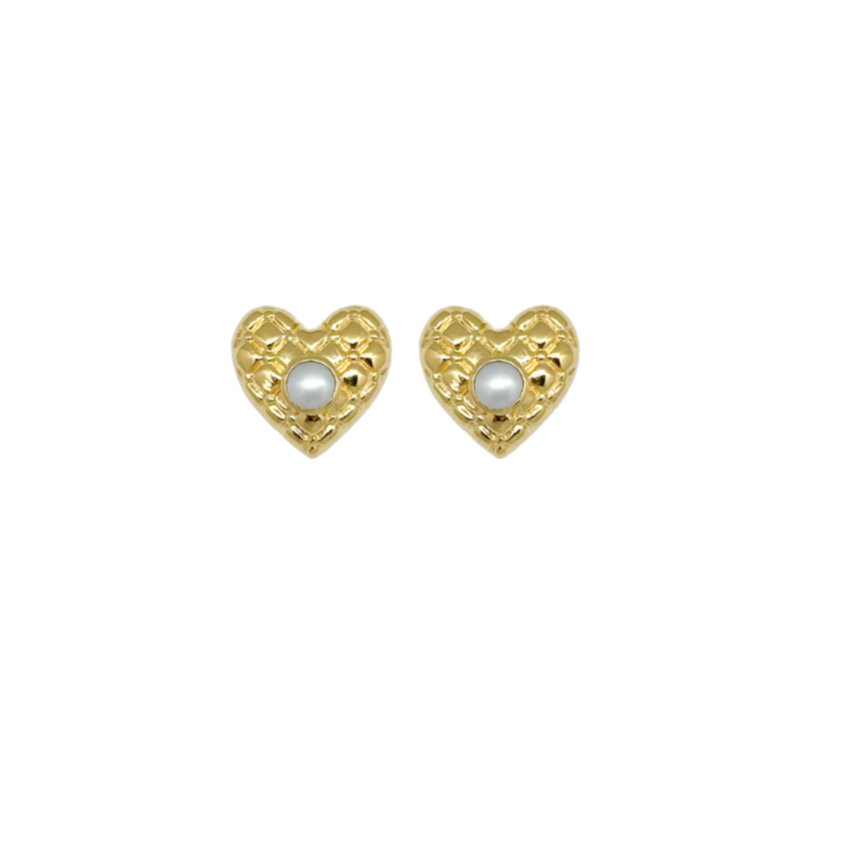 tiny quilted gold heart studs with freshwater pearl_m donohue collection