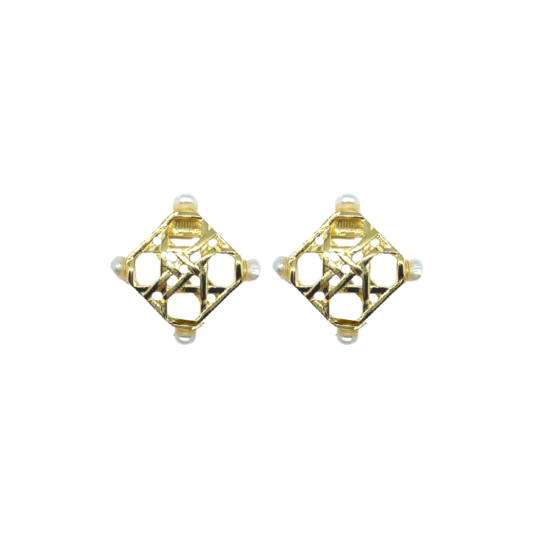 Woven gold studs accented with dainty pearls_m donohue collection