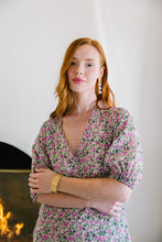Load image into Gallery viewer, Model wears Jardin Hydrangea Gold Bangle_m donohue collection