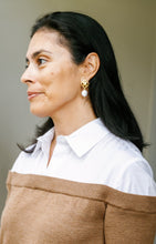 Load image into Gallery viewer, Model wears Avignon White Coin Pearl earring_m donohue collection